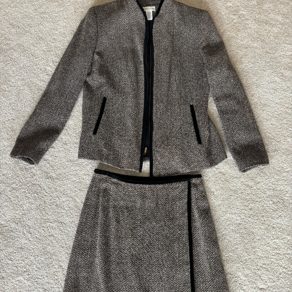 AnnTaylor suit